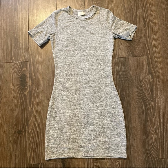 Wilfred Aritzia Salt and Pepper Body Con - Picture 1 of 5